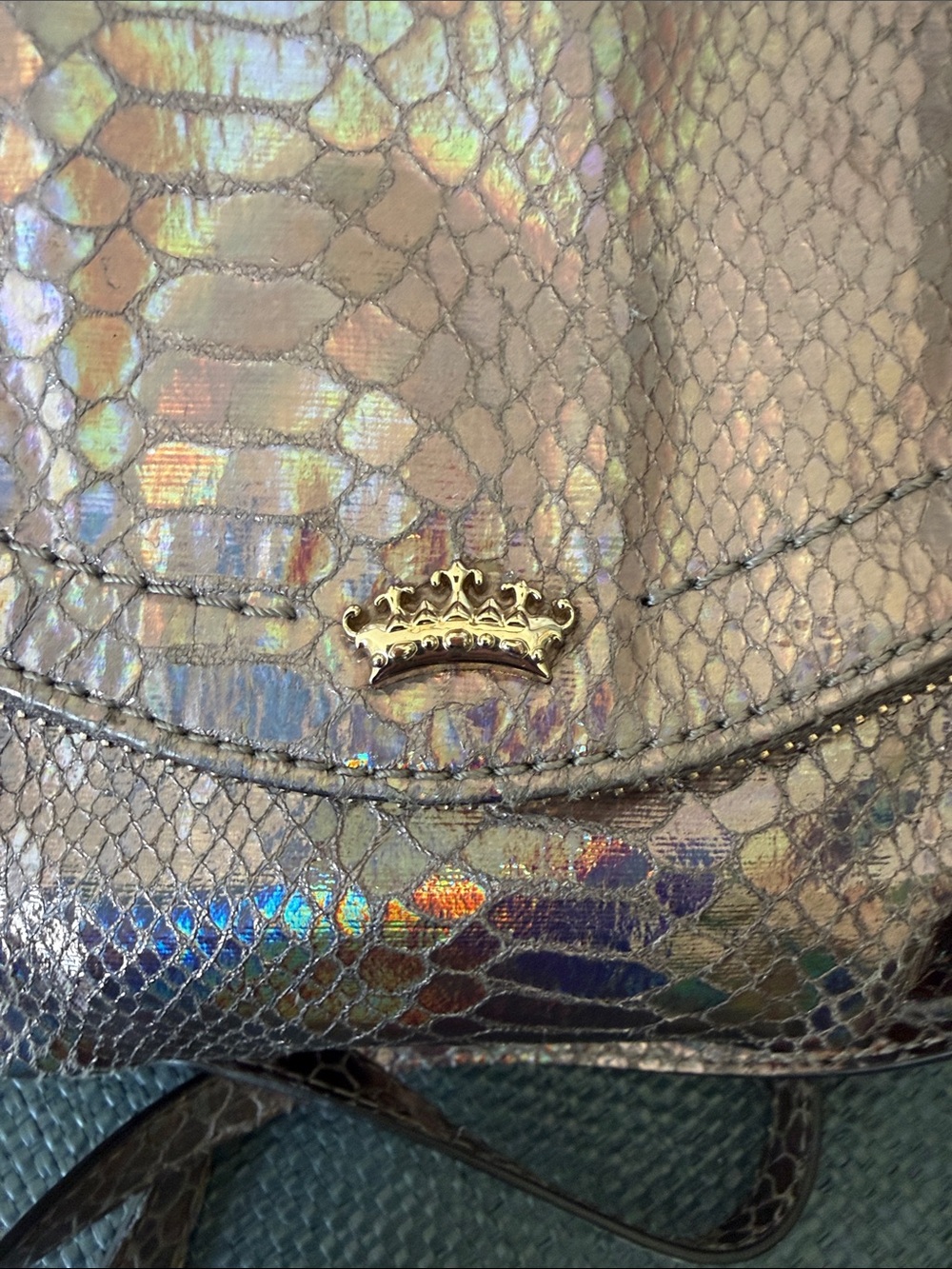 Juicy Couture Bronze Snake Embossed Crossbody Bag Gold Crown Vintage - Picture 3 of 9